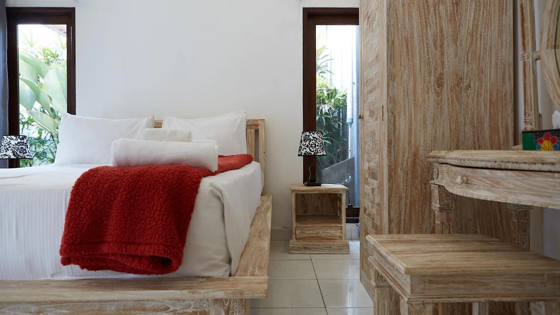 Villa Kaya Seminyak  0*, Seminyak (Bali) Indonesia